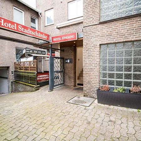 招待所 Stadtschaenke 3*